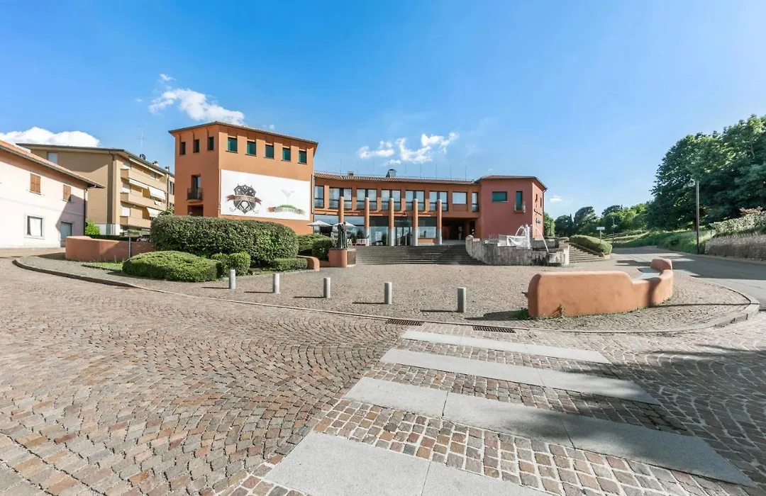 Lake Como Golf Hotel-1
